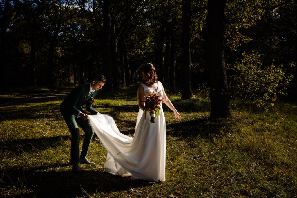 LIEFDEMOETJEVIEREN-zundert-hoevekleinzundert-trouwen-bruiloft-bruidsfotograaf-huwelijksfotograaf-brabant-trouweninbrabant-10