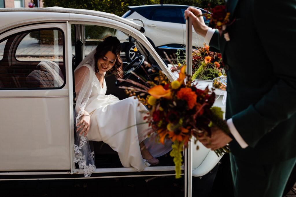 LIEFDEMOETJEVIEREN-zundert-hoevekleinzundert-trouwen-bruiloft-bruidsfotograaf-huwelijksfotograaf-brabant-trouweninbrabant-6