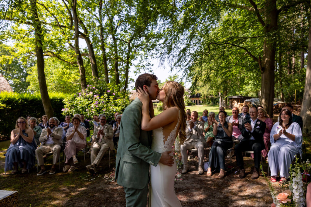 LIEFDEMOETJEVIEREN Landgoed Ulvenhart Trouwen in Brabant 37