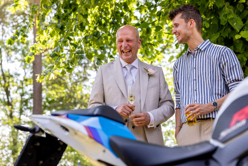 LIEFDEMOETJEVIEREN-Landgoed-Ulvenhart-Trouwen-in-Brabant-48