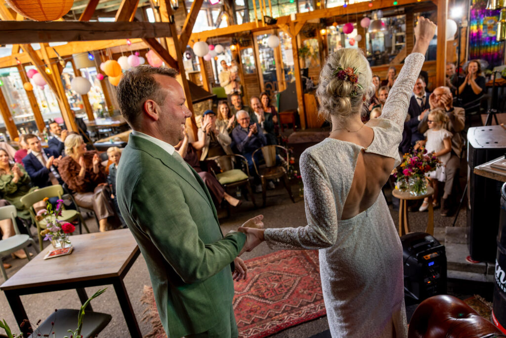 LIEFDEMOETJEVIEREN-Stek-Breda-De-Kolenmeesters-Trouwen-Bruiloft-Trouwen-in-Brabant-34